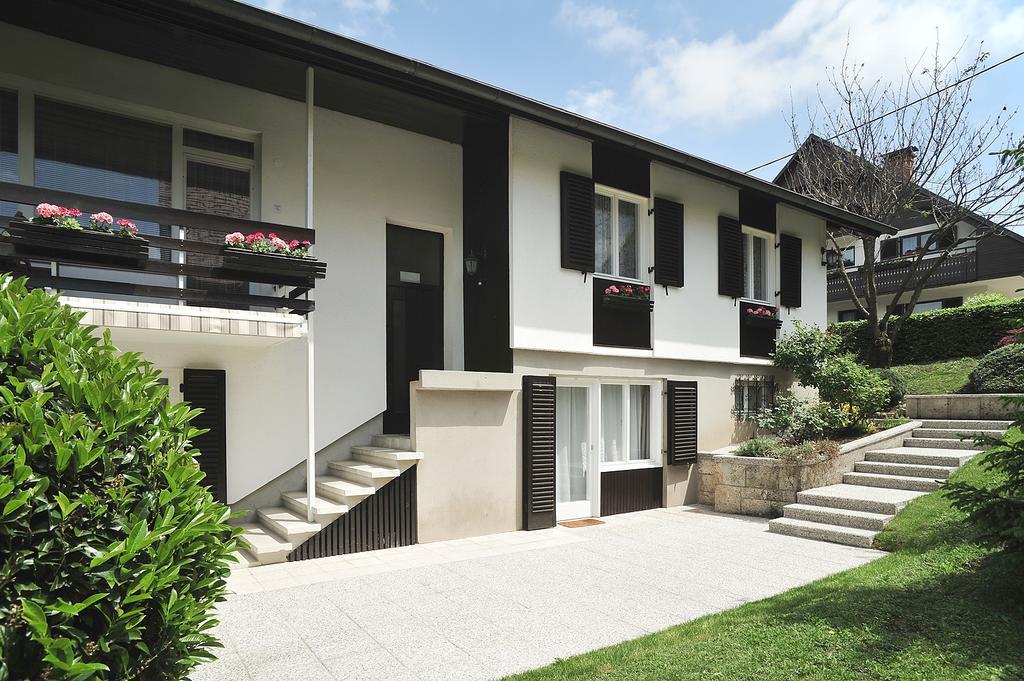 Apartments Villa Annamaria Μπλεντ Εξωτερικό φωτογραφία