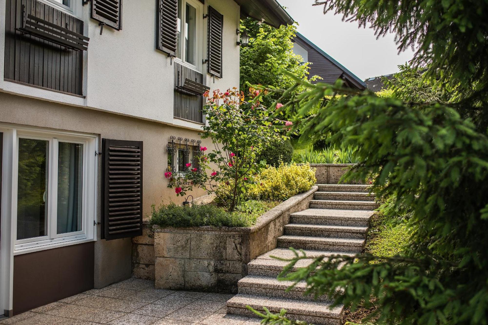 Apartments Villa Annamaria Μπλεντ Εξωτερικό φωτογραφία
