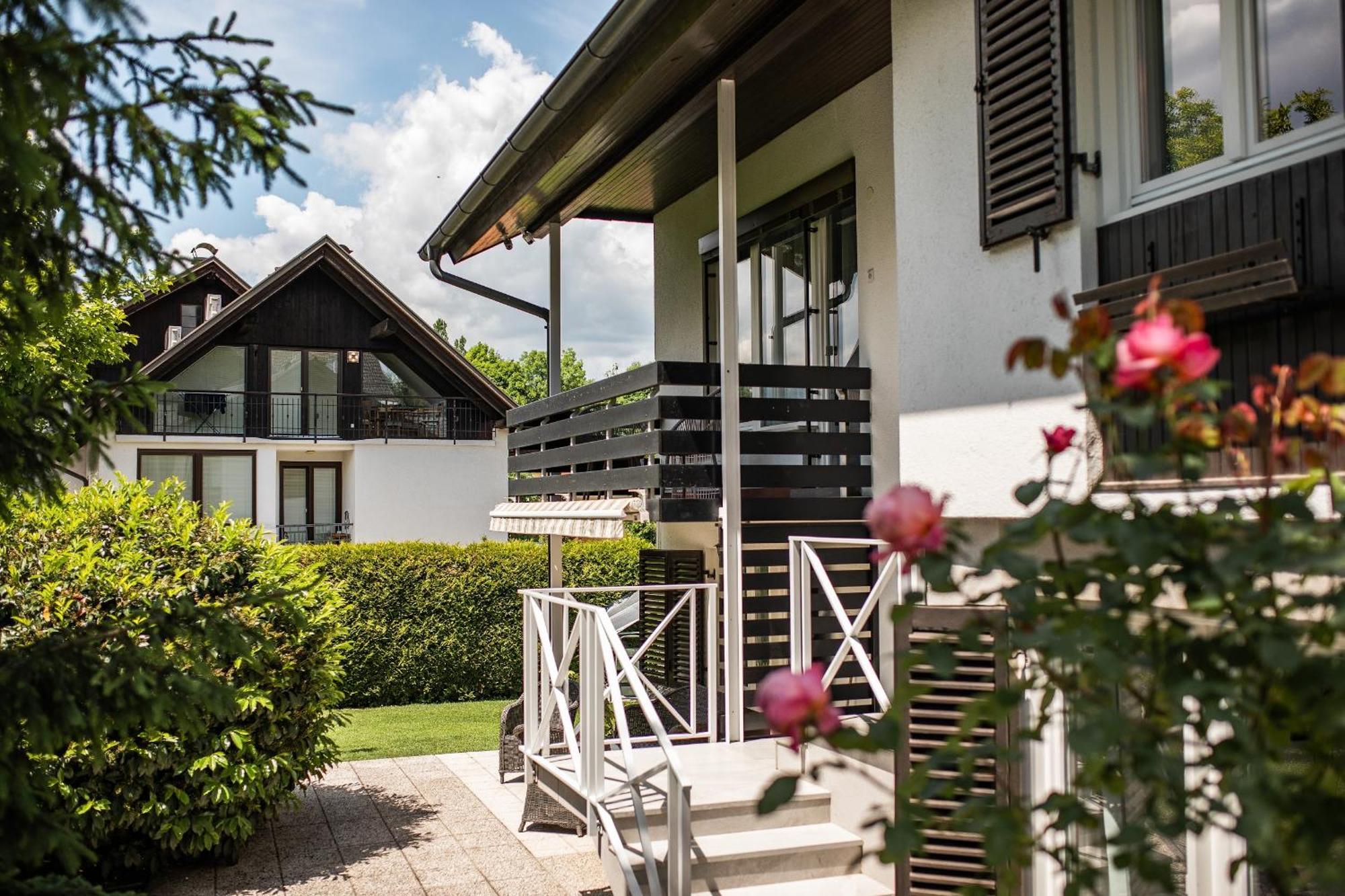 Apartments Villa Annamaria Μπλεντ Εξωτερικό φωτογραφία